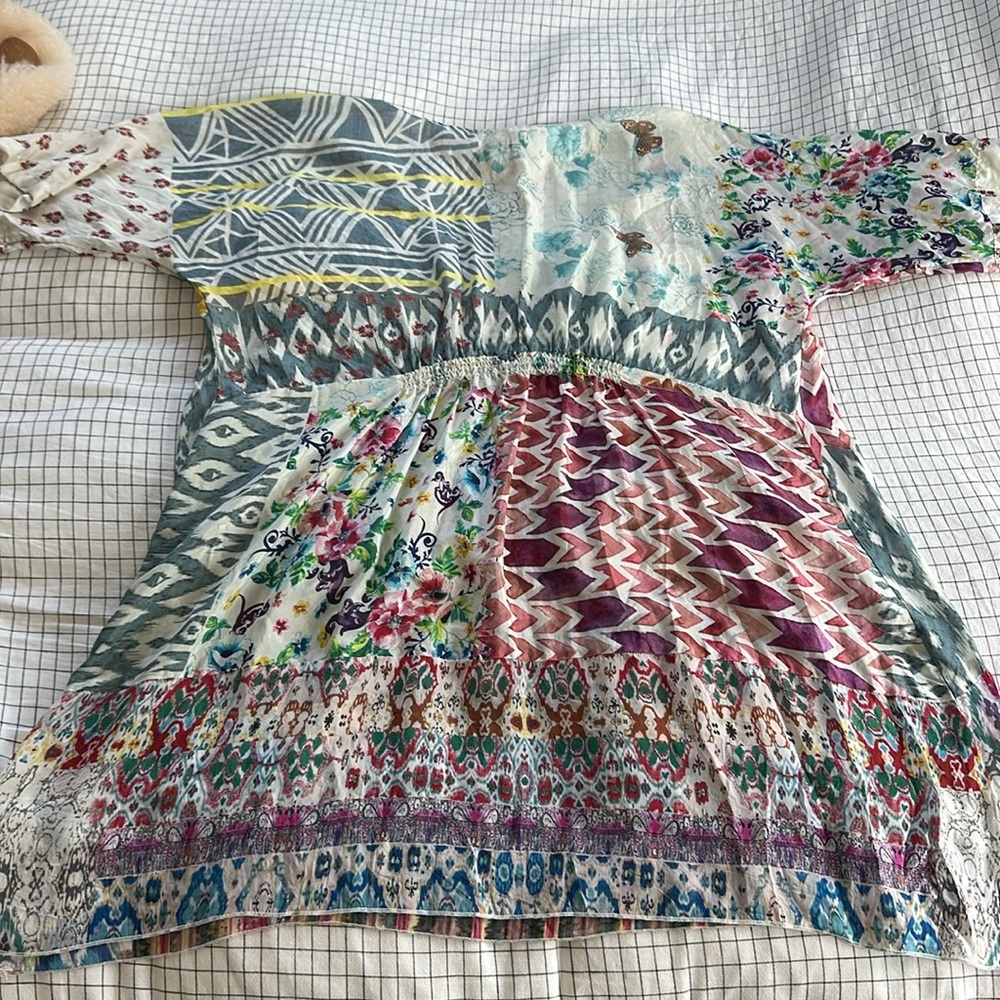Johnny Was 100% Silk Butterfly Tunic - Picture 7 of 9